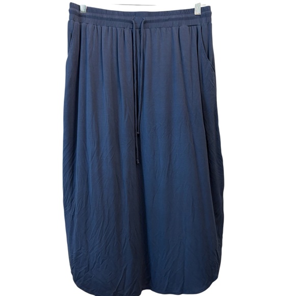 Sozy Dresses & Skirts - Sozy Blue Midi Skirt with Pockets Size XXL Soft Cozy Lagenlook